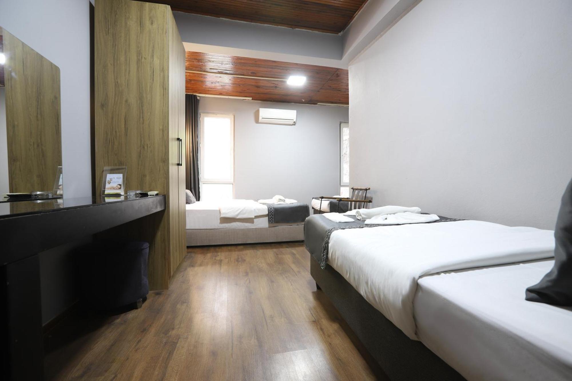 La Pera Suites Istanbul Eksteriør billede