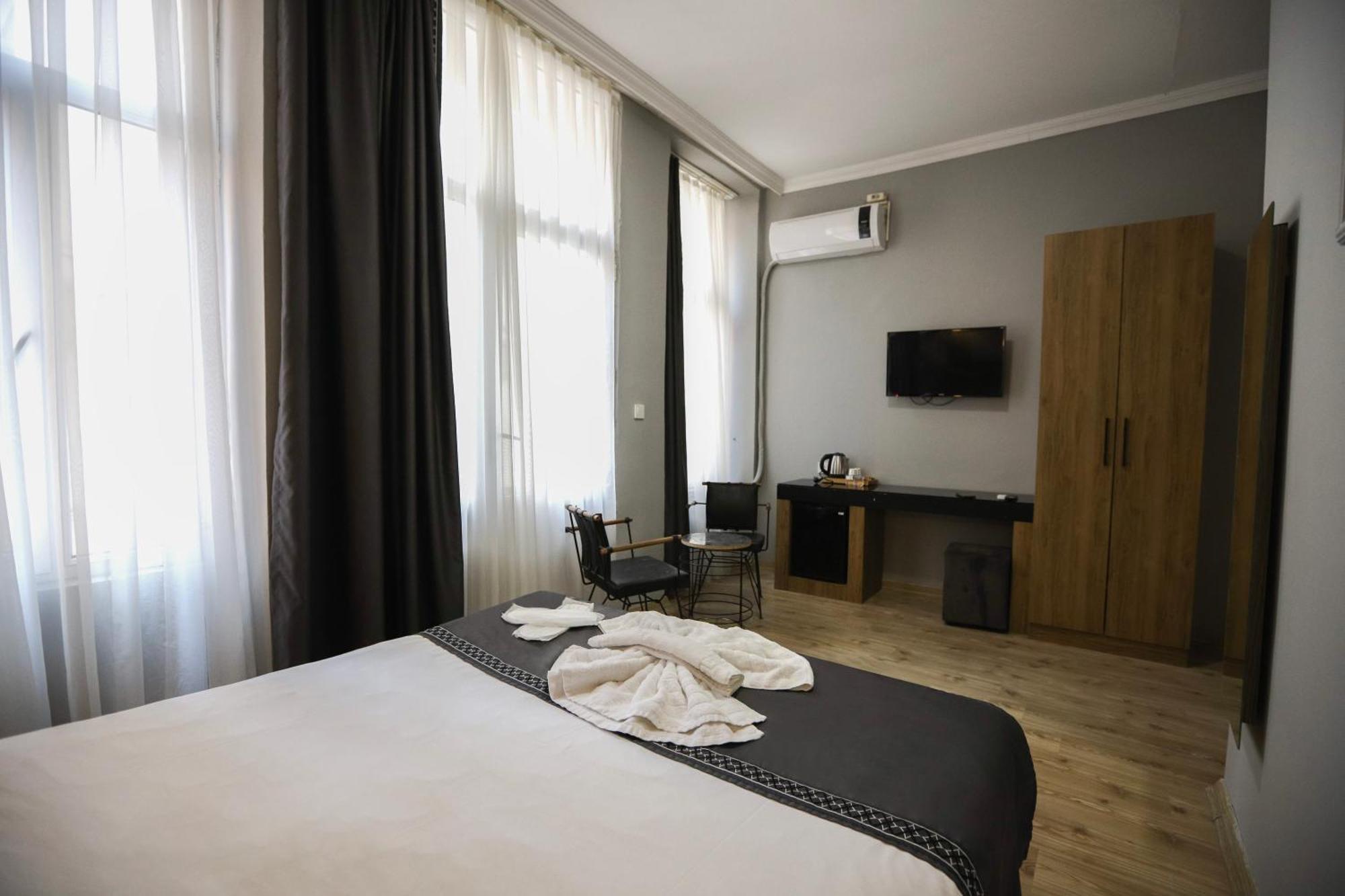 La Pera Suites Istanbul Eksteriør billede